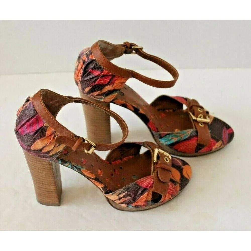 Not Rated Crush On You Floral Boho Heels Wood Block Sandals Sz 6M